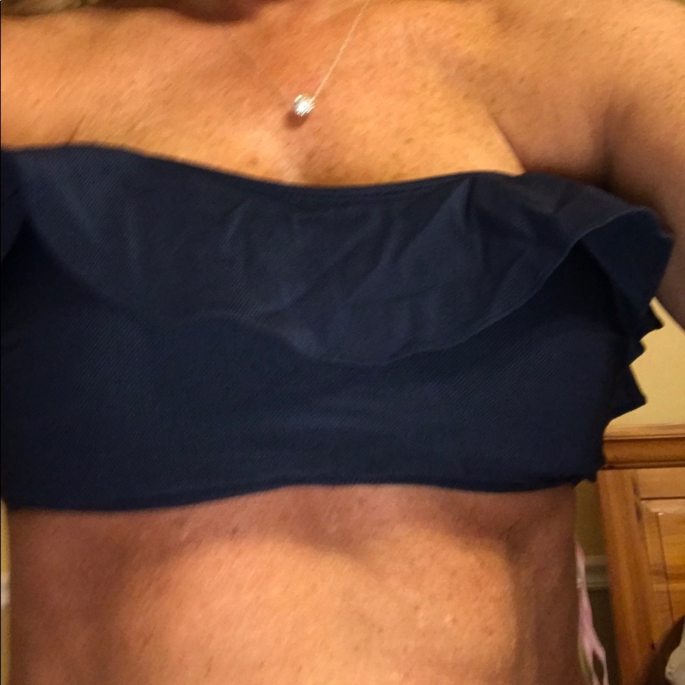 Vineyard vine bikini top